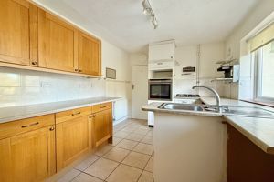 Kitchen- click for photo gallery